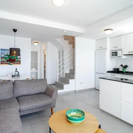 Apartment Fuer 6 Personen Ca 120 Qm In Nerja, Andalusien Costa Del Sol *